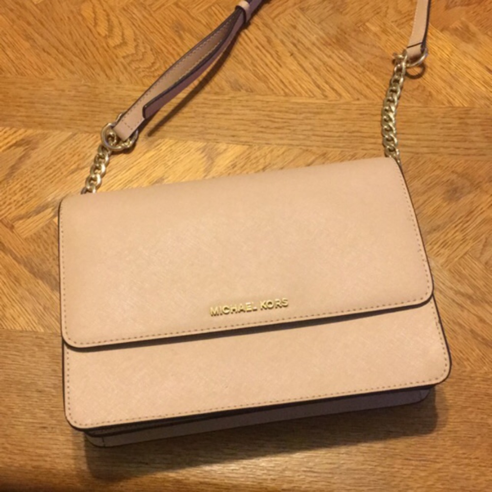 Authentic Michael Kors pale pink crossbody!